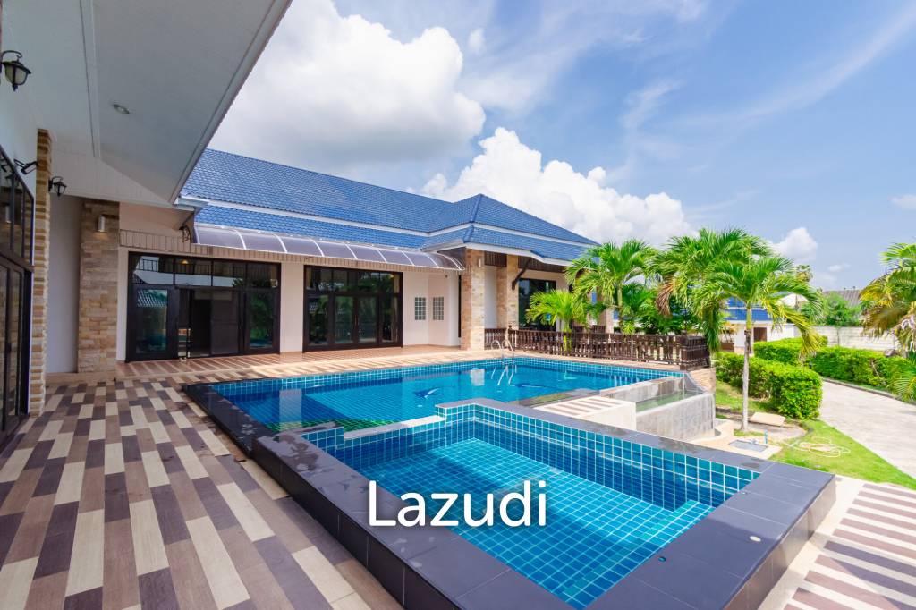 LARGE 6 BED HOUSE FOR SALE ON A 5 RAI PROPERTY WITH A FISHING POND