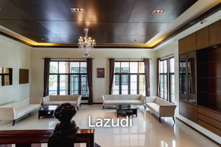 LARGE 6 BED HOUSE FOR SALE ON A 5 RAI PROPERTY WITH A FISHING POND