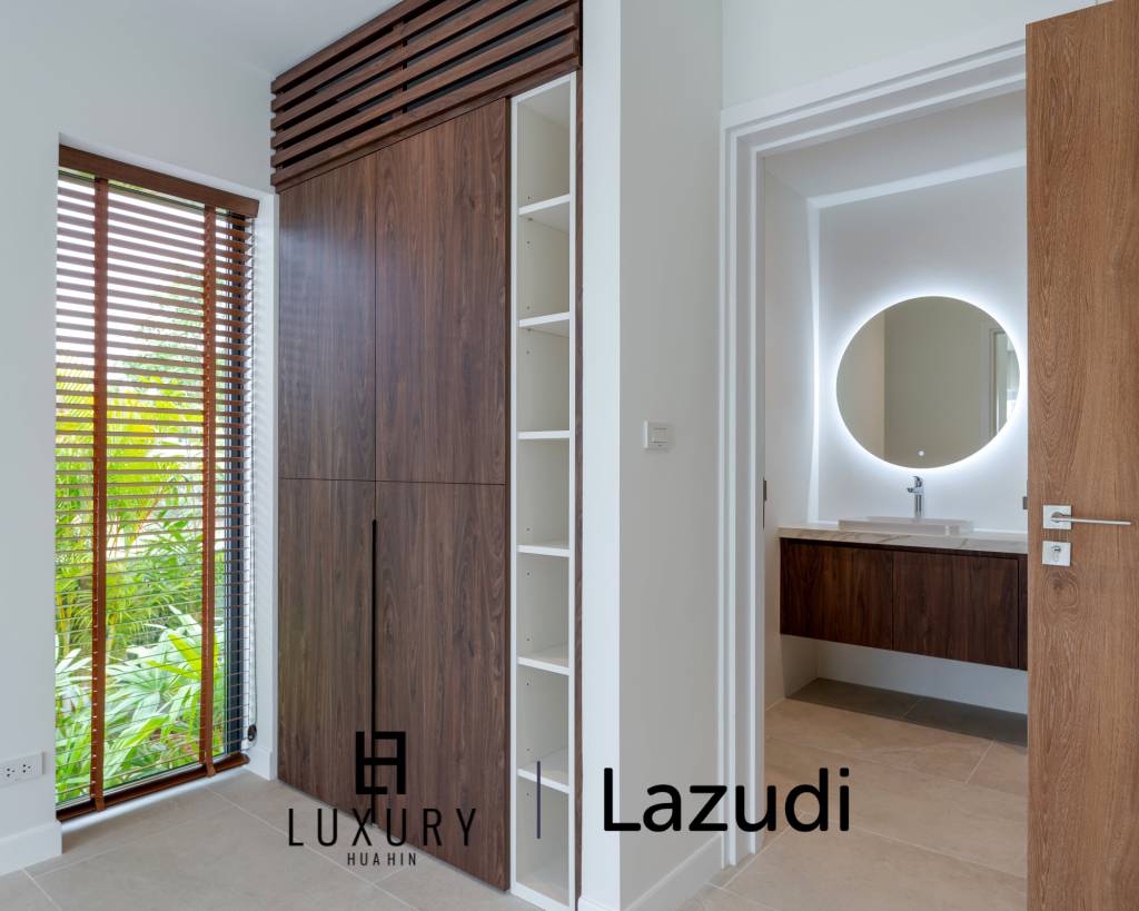 3 Bed 3 Bath 243 SQ.M BelVida Estate Villa Suasana