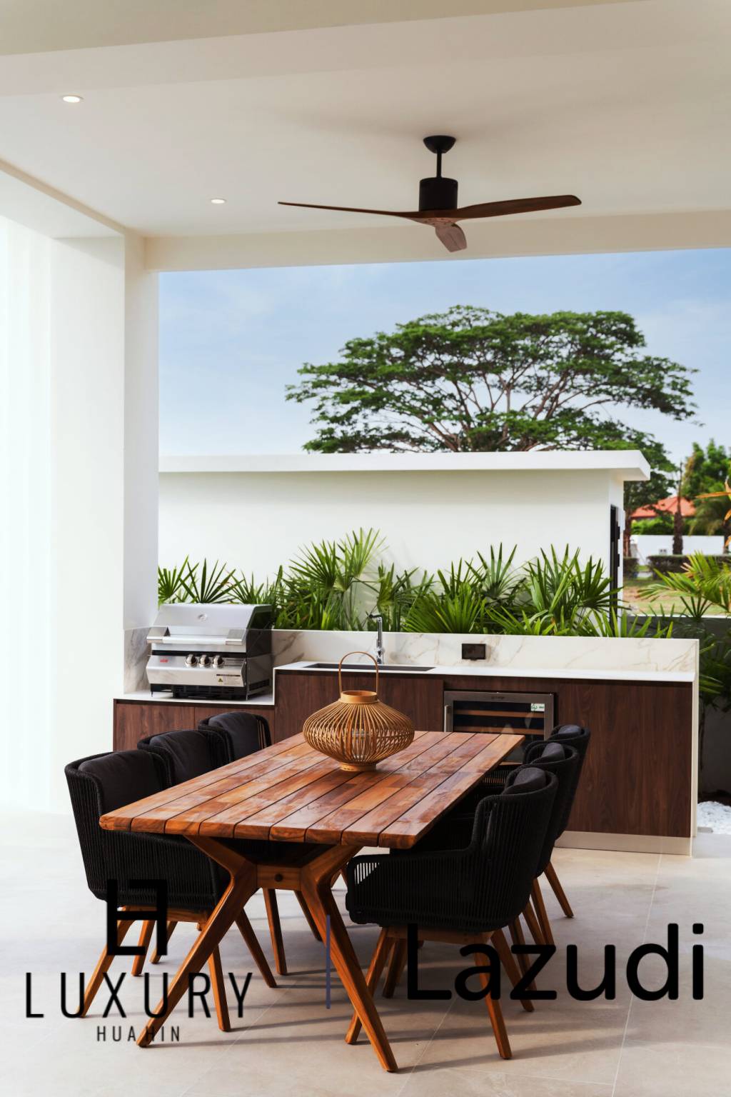 3 Bed 3 Bath 243 SQ.M BelVida Estate Villa Suasana