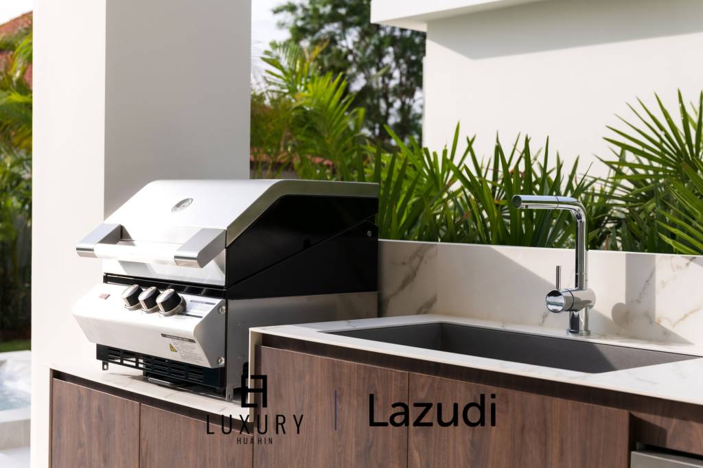 3 Bed 3 Bath 243 SQ.M BelVida Estate Villa Suasana