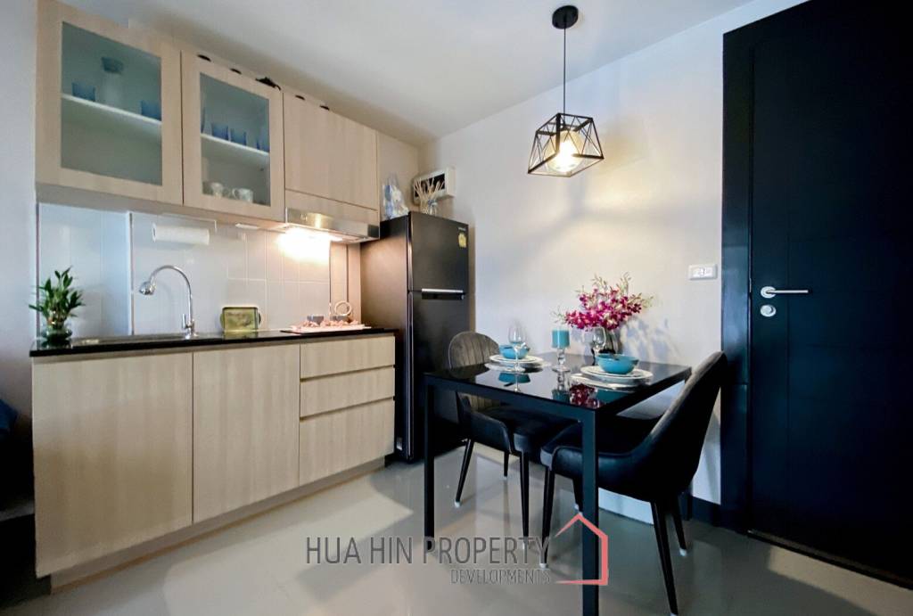 The 88 Condo Hua Hin : 1 BR Condo With Pool View