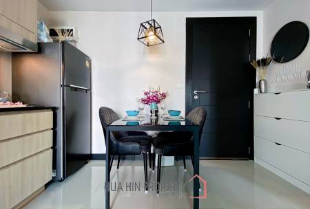 The 88 Condo Hua Hin : 1 BR Condo With Pool View