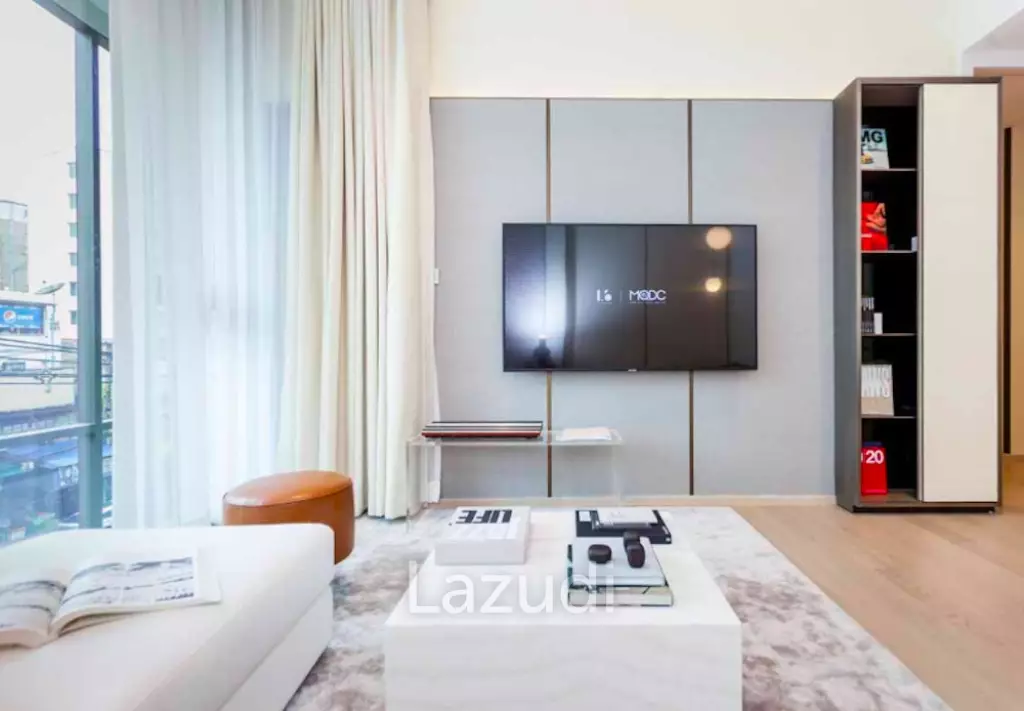 1 Bed 1 Bath 50.73 SQ.M. The Strand Thonglor