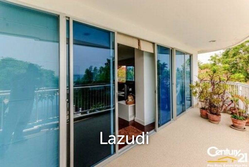 3 Bed Beachfront Condo