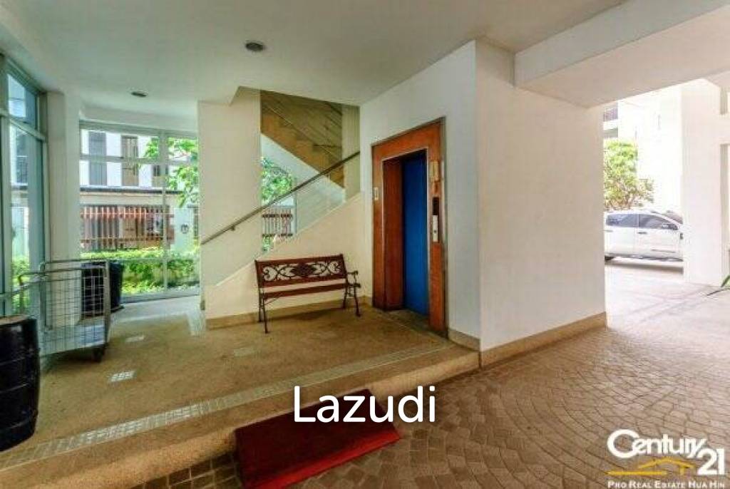 3 Bed Beachfront Condo