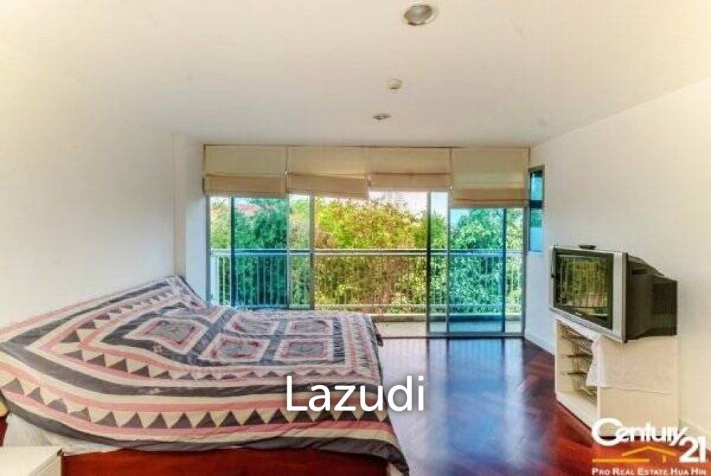 3 Bed Beachfront Condo