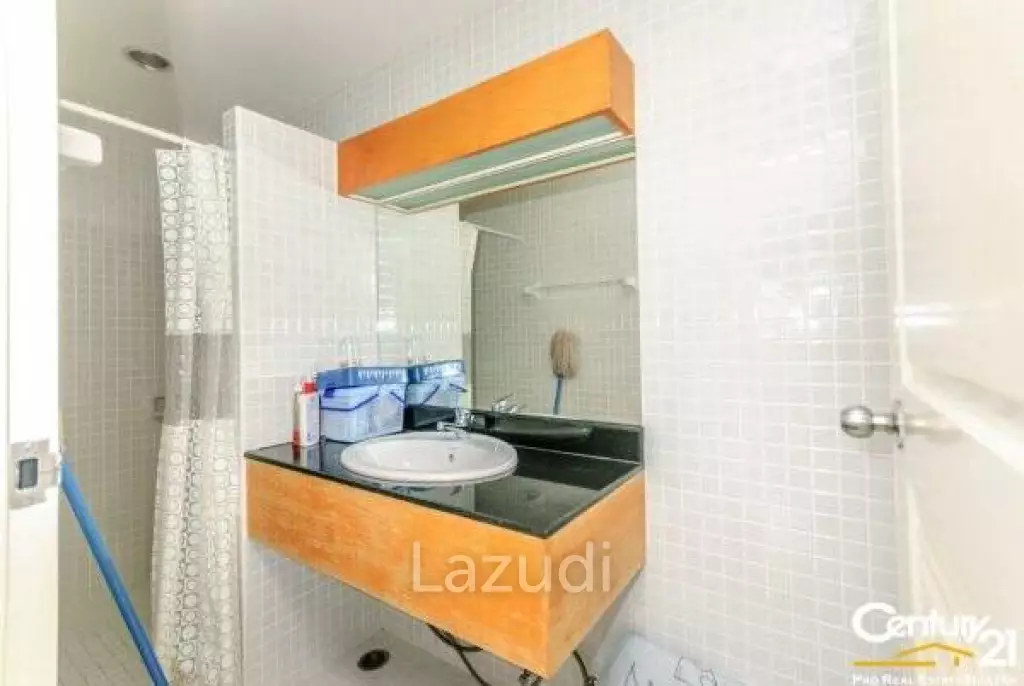 3 Bed Beachfront Condo