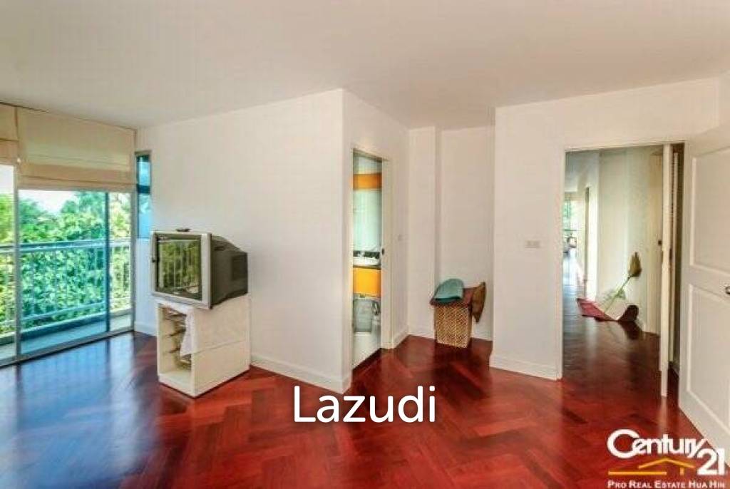 3 Bed Beachfront Condo