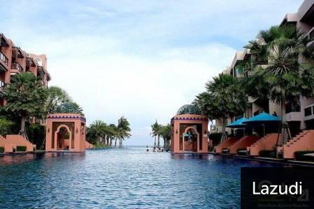 Luxury 4 Bed Beachfront Condo in Hua Hin Town