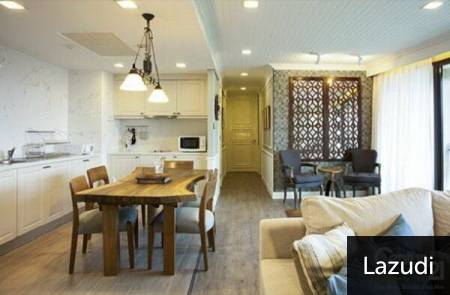 Luxury 4 Bed Beachfront Condo in Hua Hin Town