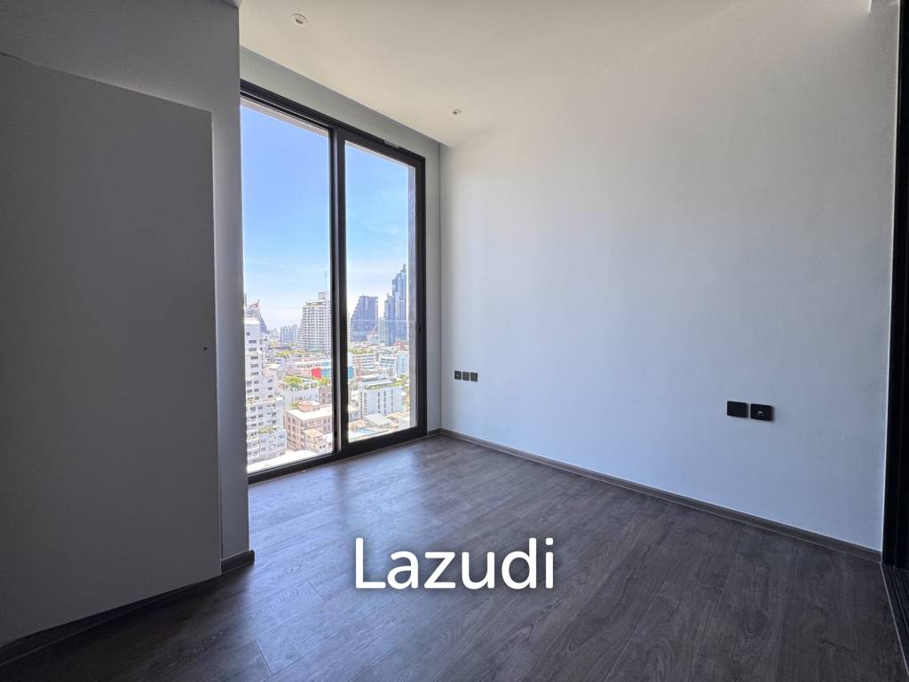34.31 sqm 1 Bedroom Condo on 16th Floor at ROMM Convent Si Lom Bangkok