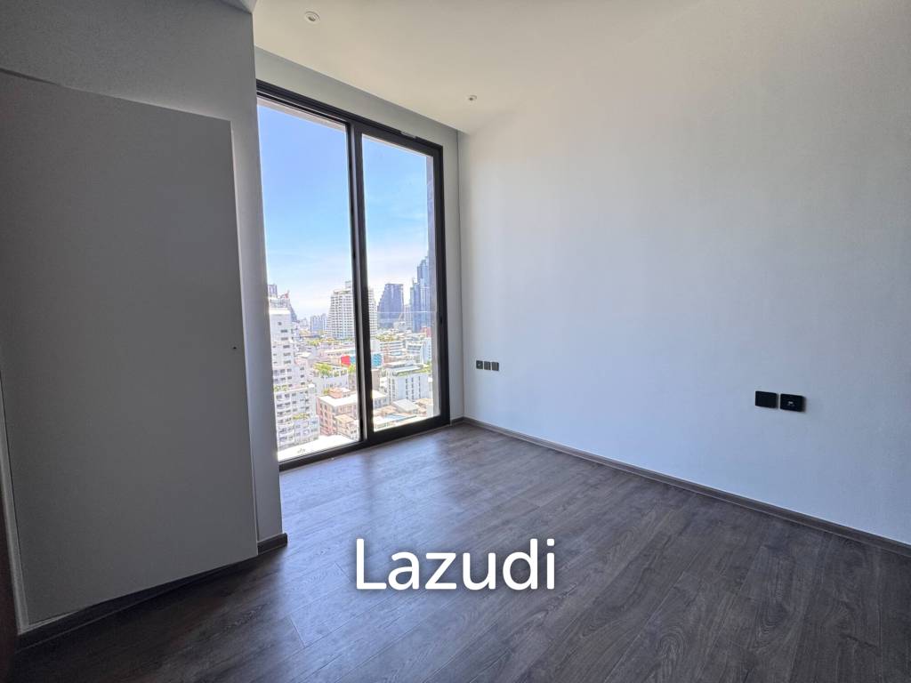 34.31 sqm 1 Bedroom Condo on 16th Floor at ROMM Convent Si Lom Bangkok
