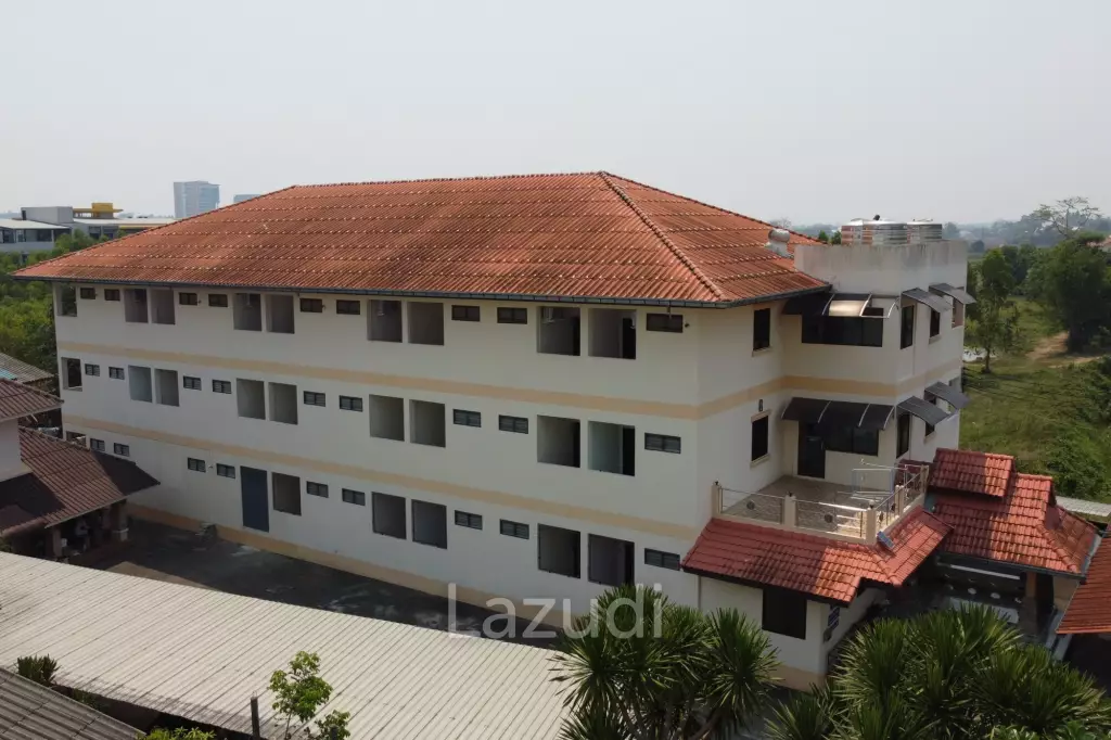 A dormitory with a 2-storey house Near to University.