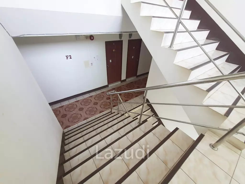 A dormitory with a 2-storey house Near to University.