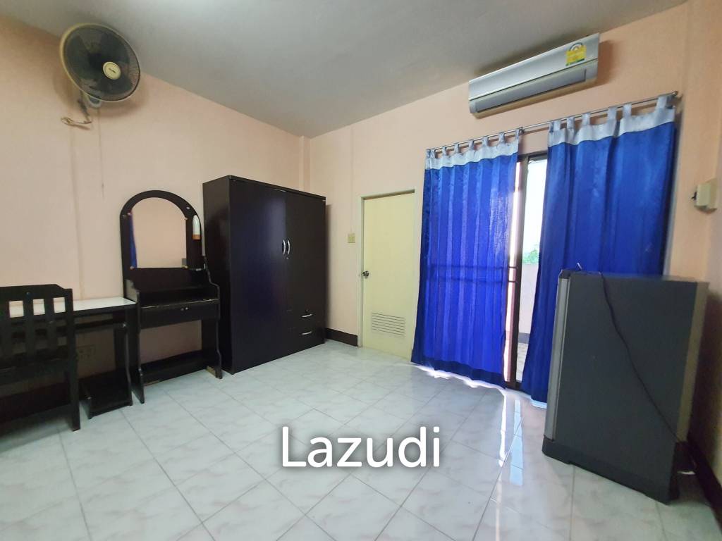 A dormitory with a 2-storey house Near to University.