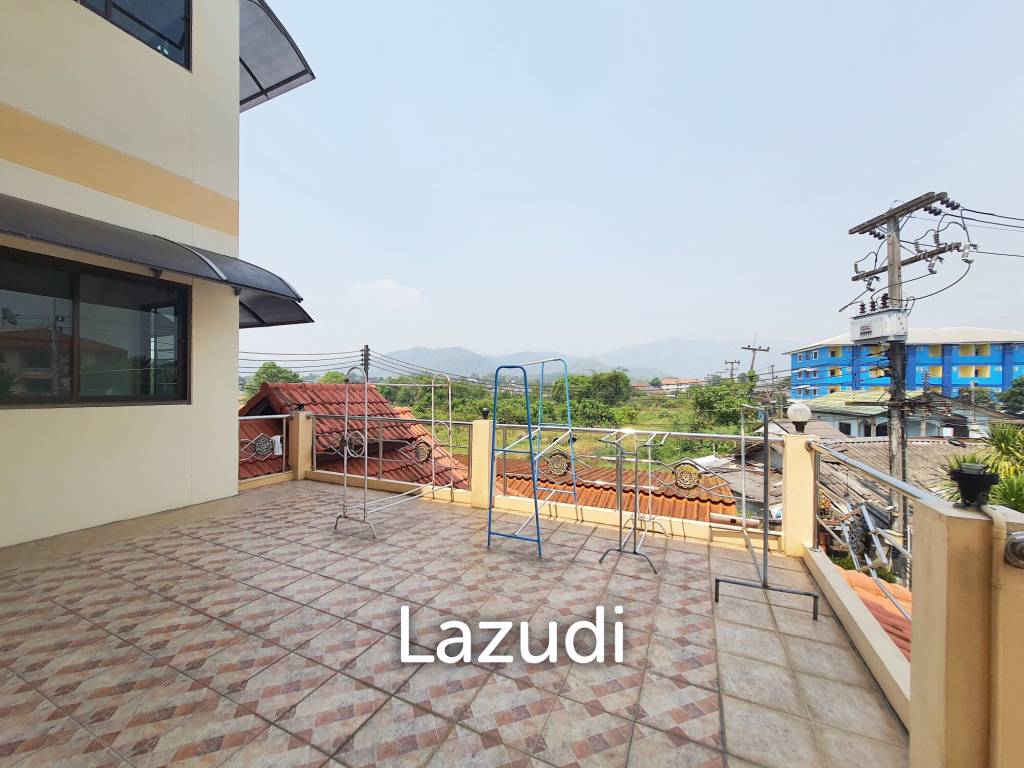 A dormitory with a 2-storey house Near to University.