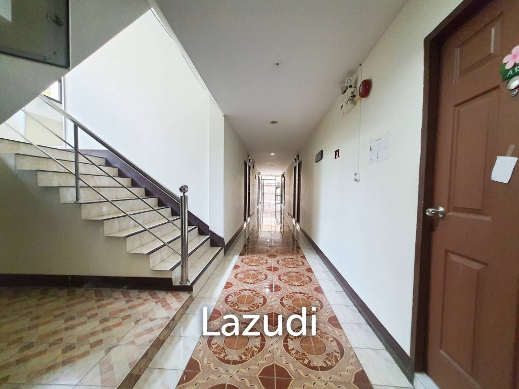 A dormitory with a 2-storey house Near to University.