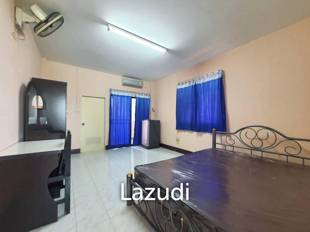 A dormitory with a 2-storey house Near to University.