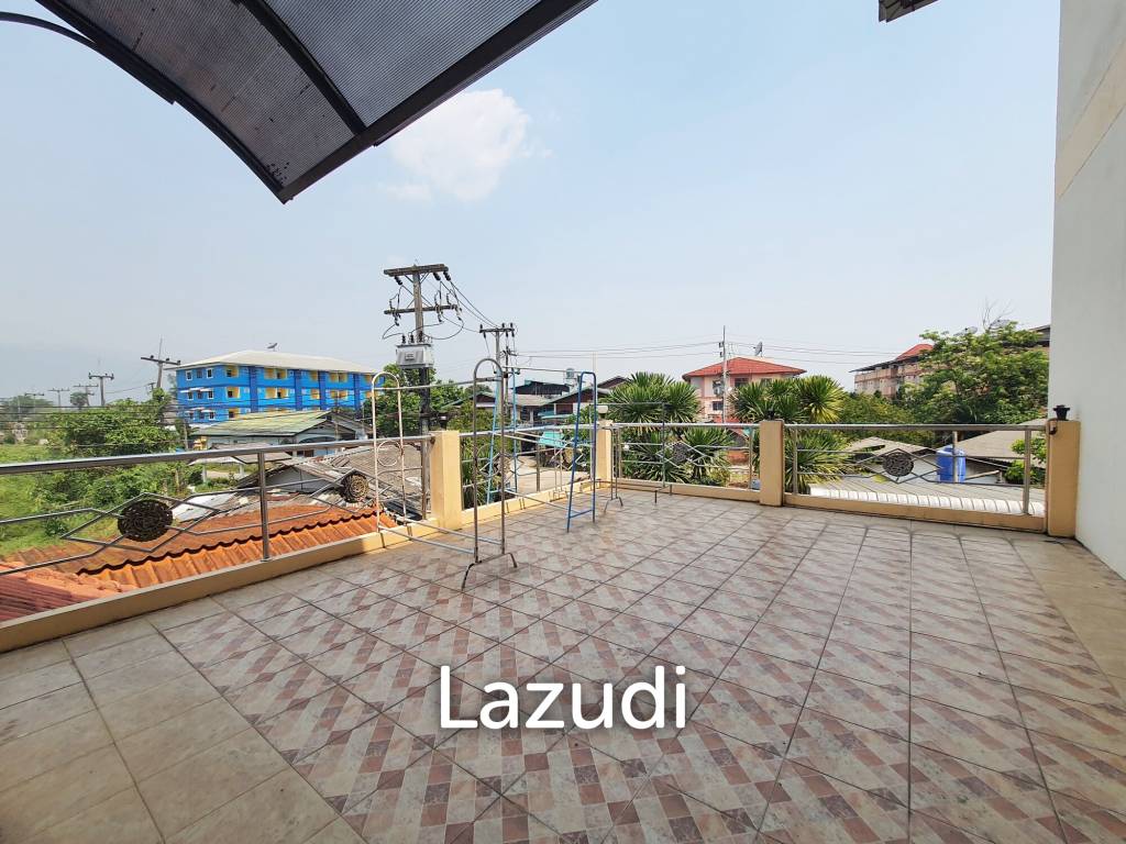 A dormitory with a 2-storey house Near to University.