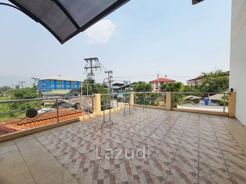 A dormitory with a 2-storey house Near to University.