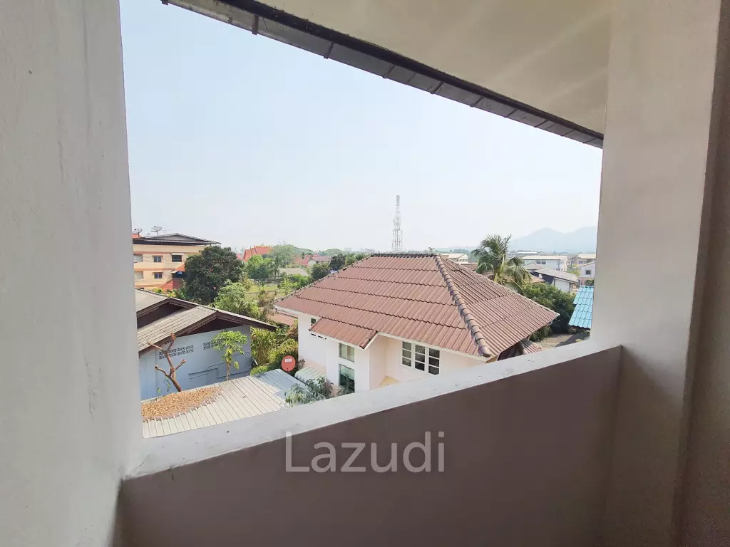 A dormitory with a 2-storey house Near to University.