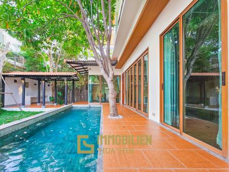 Itz Time Pool Villa : 2 Storey 3 Bedroom Pool Villa