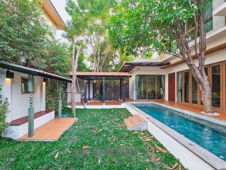 Itz Time Pool Villa : 2 Storey 3 Bedroom Pool Villa