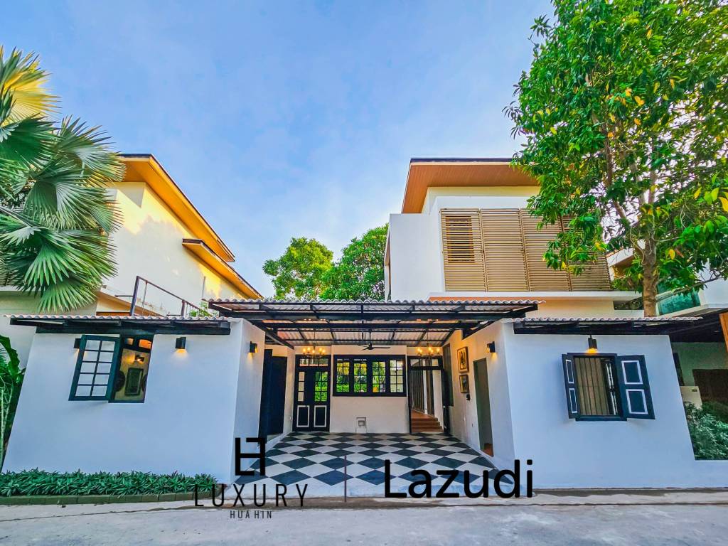 Itz Time Pool Villa: 2 Storey, 3 Bedroom Pool Villa