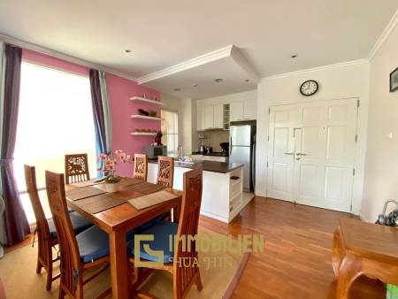 Baan Sanploen: 2-Schlafzimmer-Eigentumswohnung in der Stadt