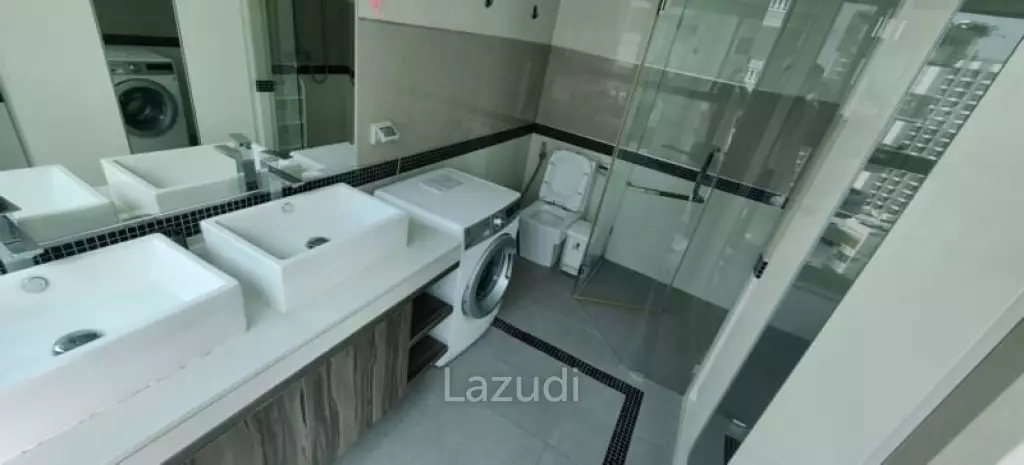 2 Bedrooms 2 Bathrooms 98 Sqm. Wongamat Tower.