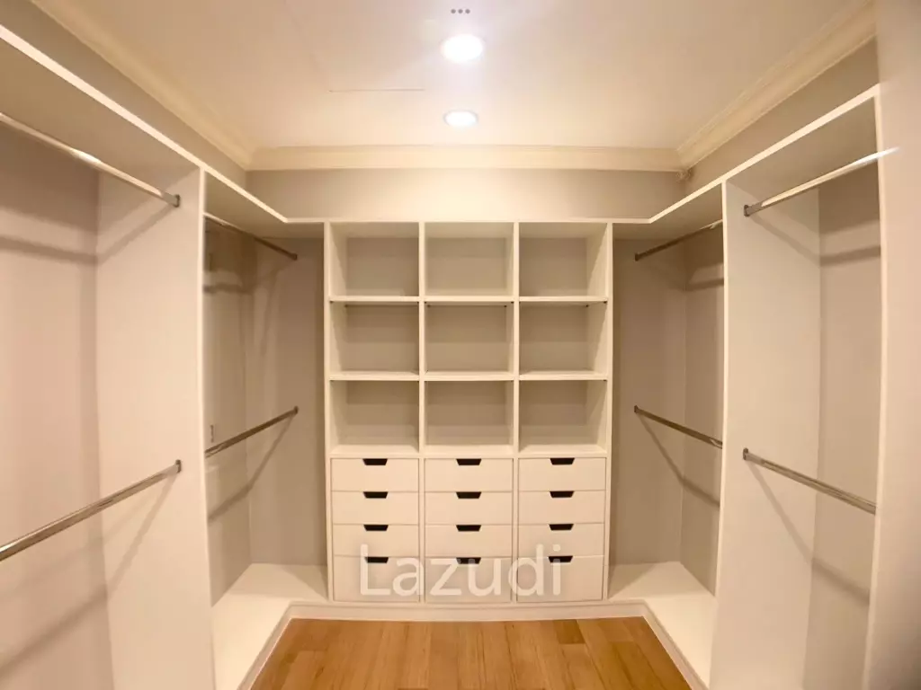 3 Bed 5 Bath 380 SQ.M.Townhouse with Pool 349 Residence