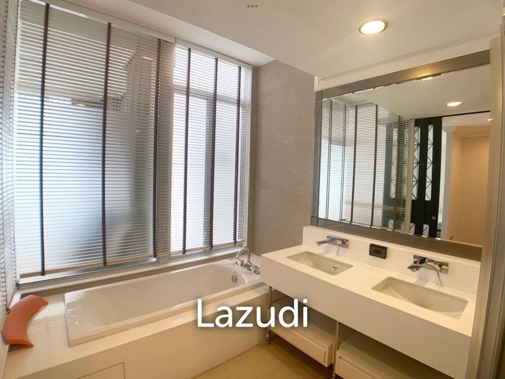 3 Bed 5 Bath 380 SQ.M.Townhouse with Pool 349 Residence