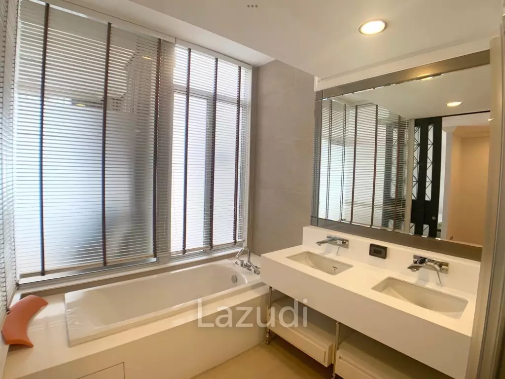 3 Bed 5 Bath 380 SQ.M.Townhouse with Pool 349 Residence