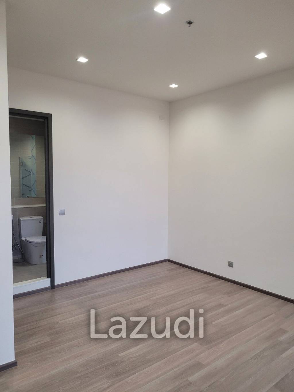 3 Bed Combined 2 Bath 146.62 SQ.M RHYTHM Charoenkrung Pavilion