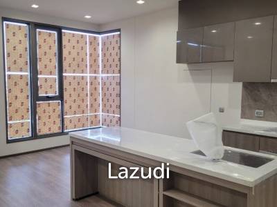 3 Bed Combined 2 Bath 146.62 SQ.M RHYTHM Charoenkrung Pavilion
