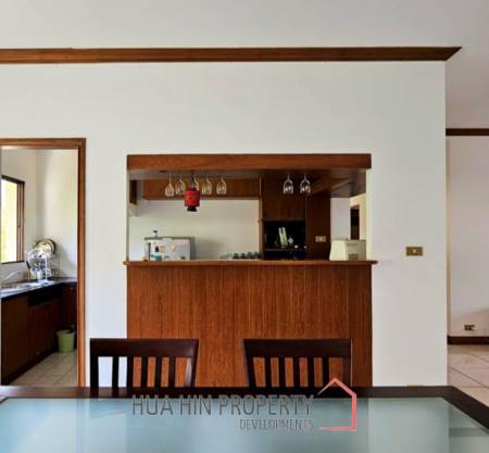 CONDO PALM HILL  : 3 bed nice view