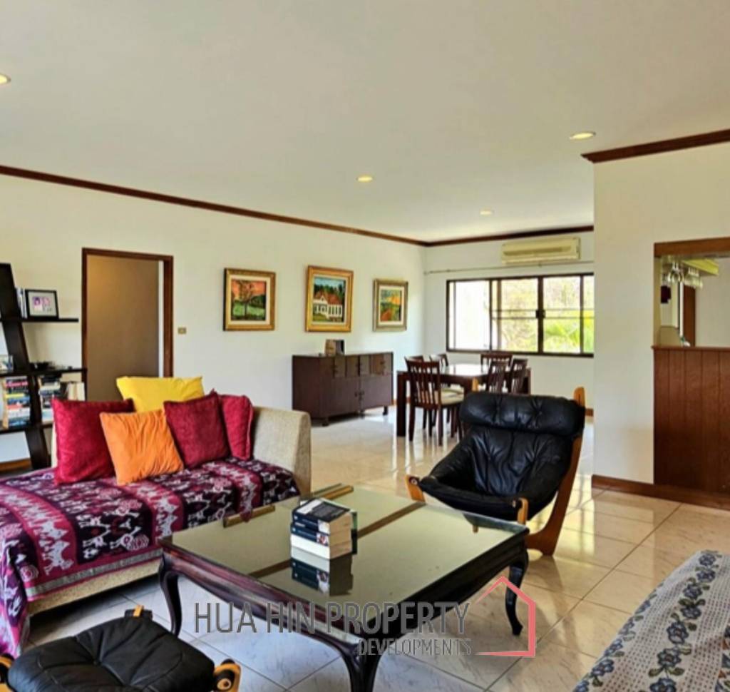 CONDO PALM HILL  : 3 bed nice view