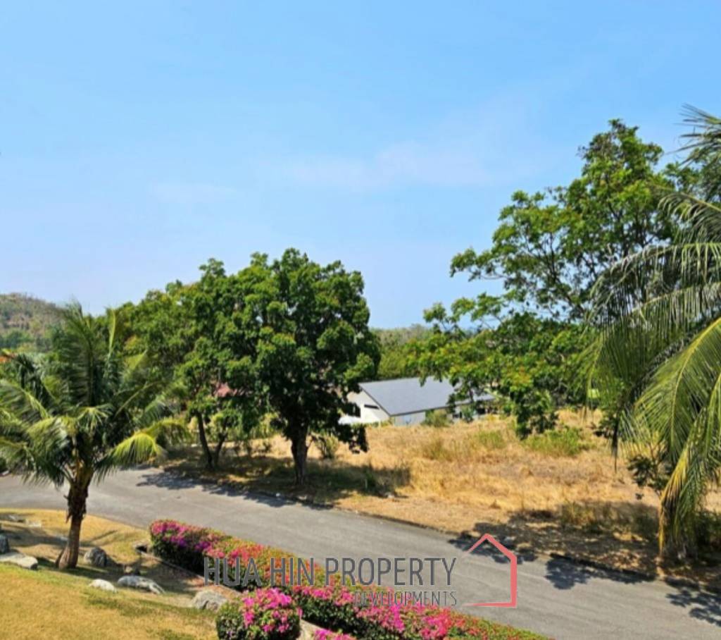 CONDO PALM HILL  : 3 bed nice view