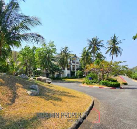 CONDO PALM HILL  : 3 bed nice view