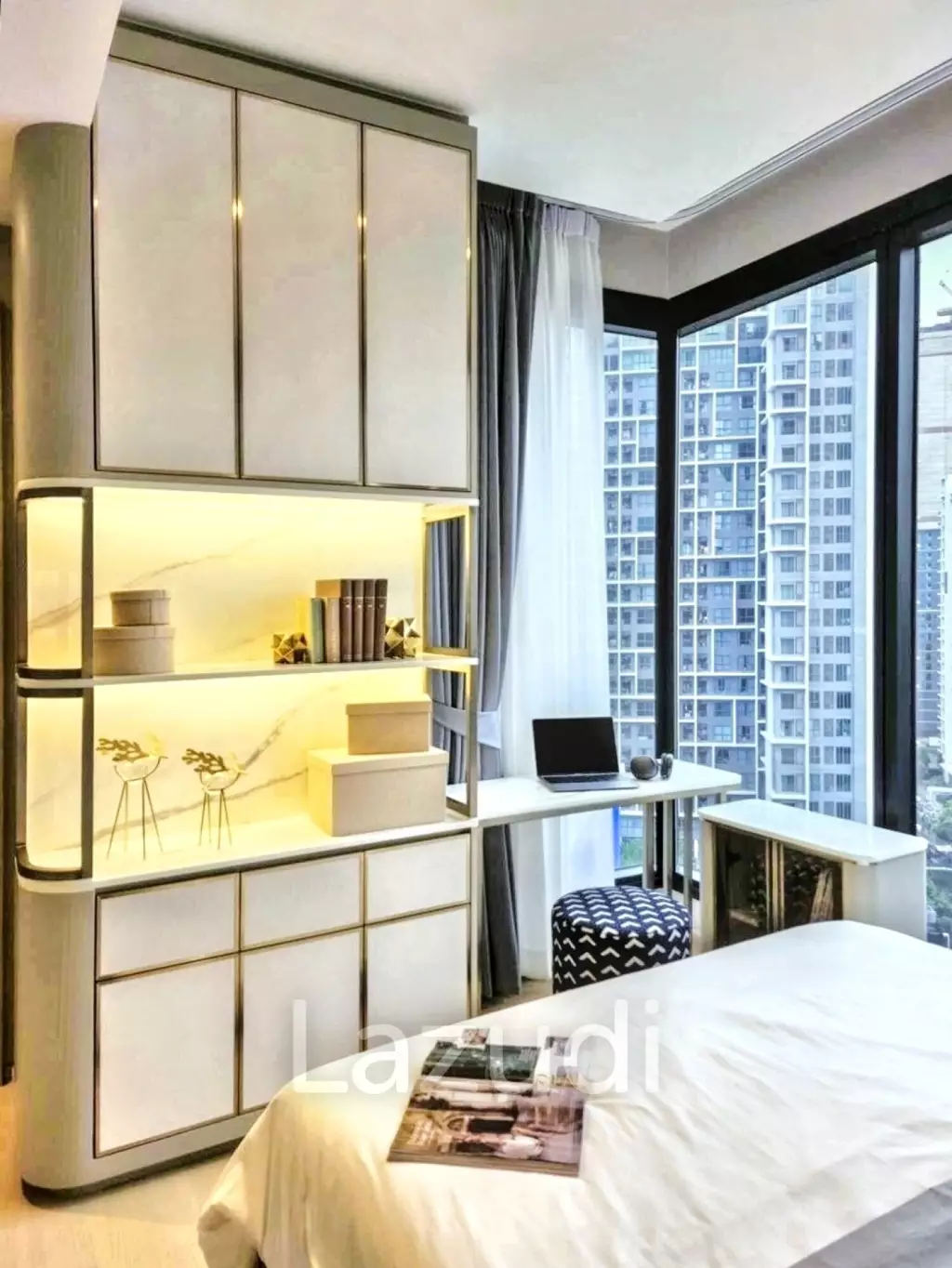 2 Bed 2 Bath 66 SQ.M Ashton Asoke Rama 9