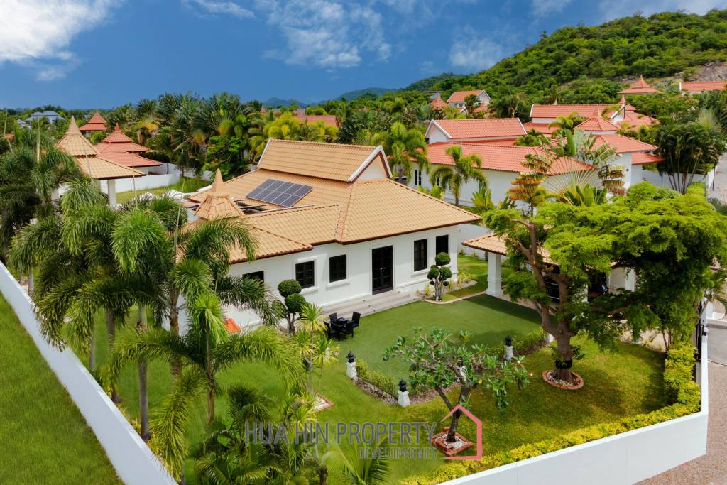 BelVida Estates : Luxury Bali Style 3 Bed Pool Villa With Large Land Plot