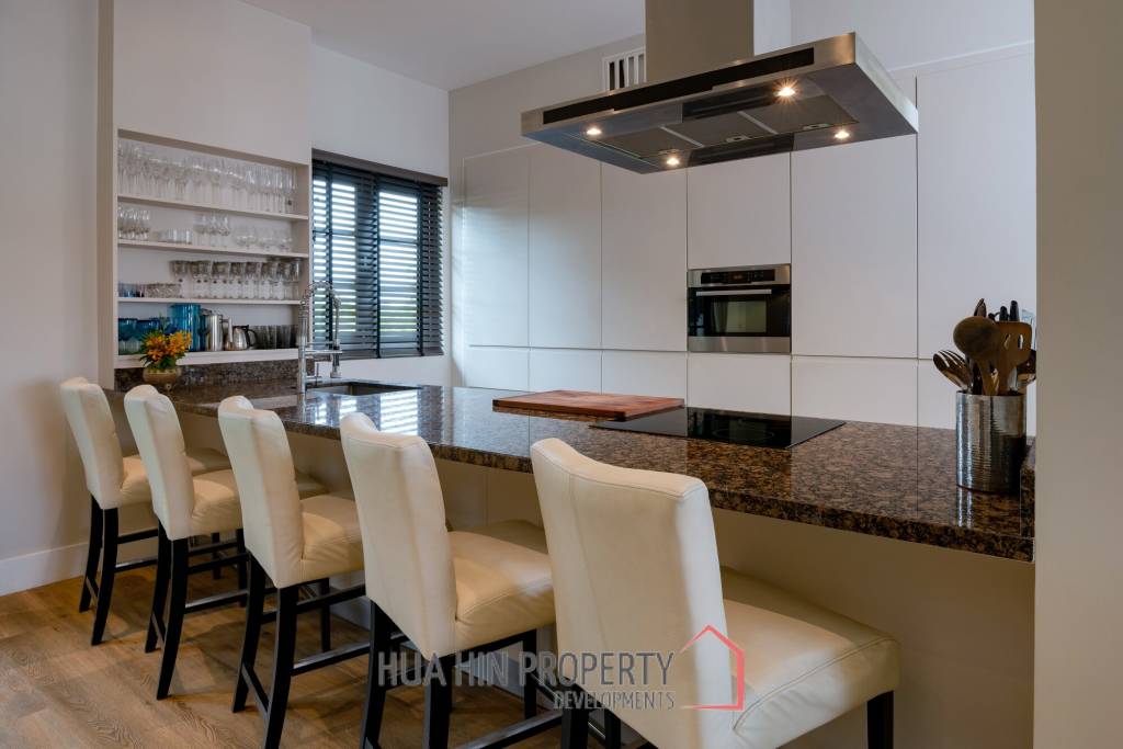 BelVida Estates : Luxury Bali Style 3 Bed Pool Villa With Large Land Plot