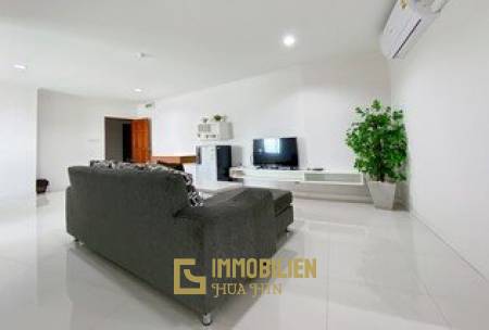 Baan Klang Condo: 2-Schlafzimmer-Eigentumswohnung mit 2 Badezimmern