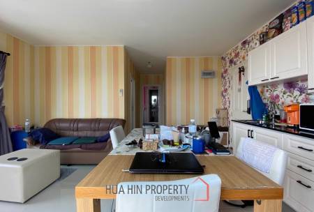 Baan Kiang Fah: 2 Bed Condo with Mountain View