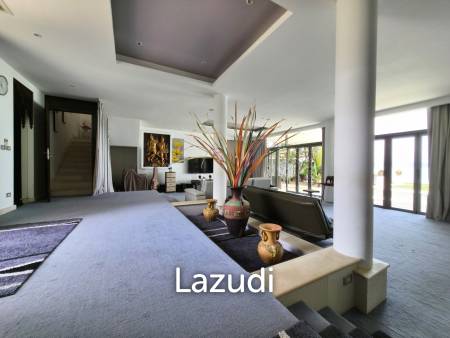 5-Beds Beachfront Villa with Special Price in Maenam