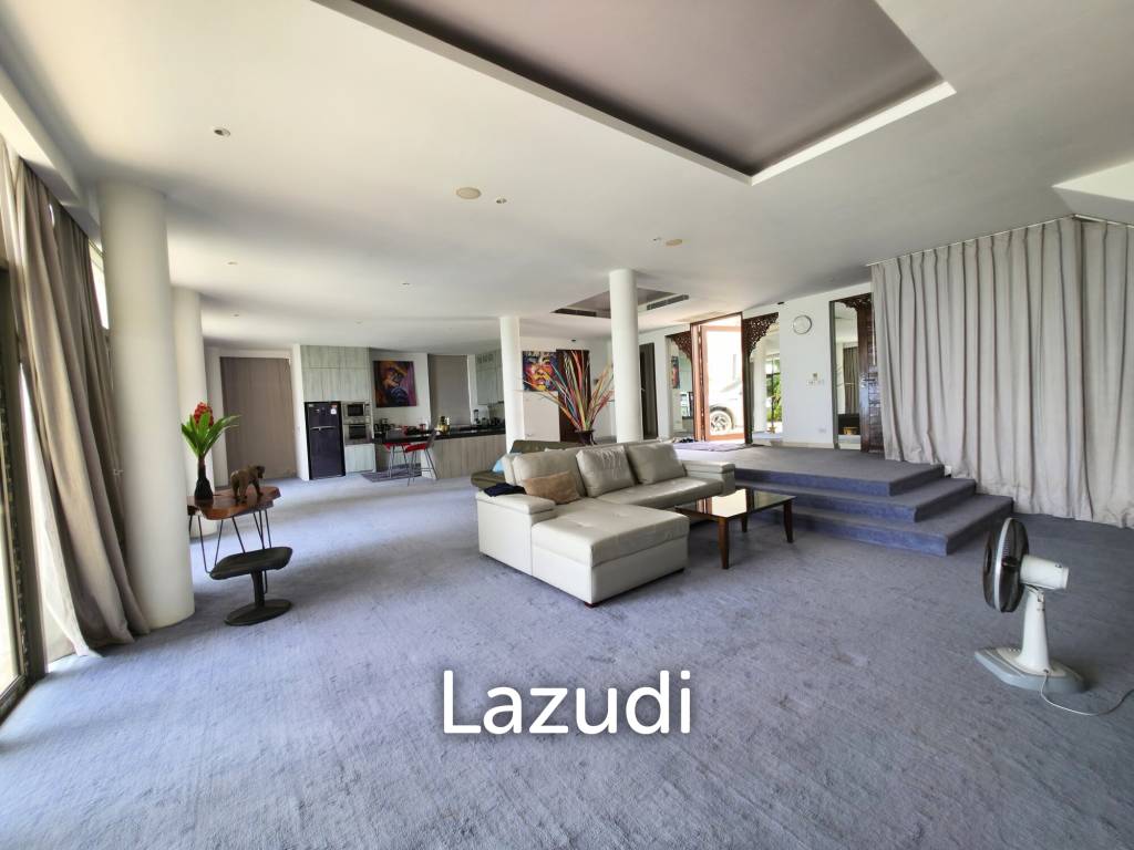 5-Beds Beachfront Villa with Special Price in Maenam