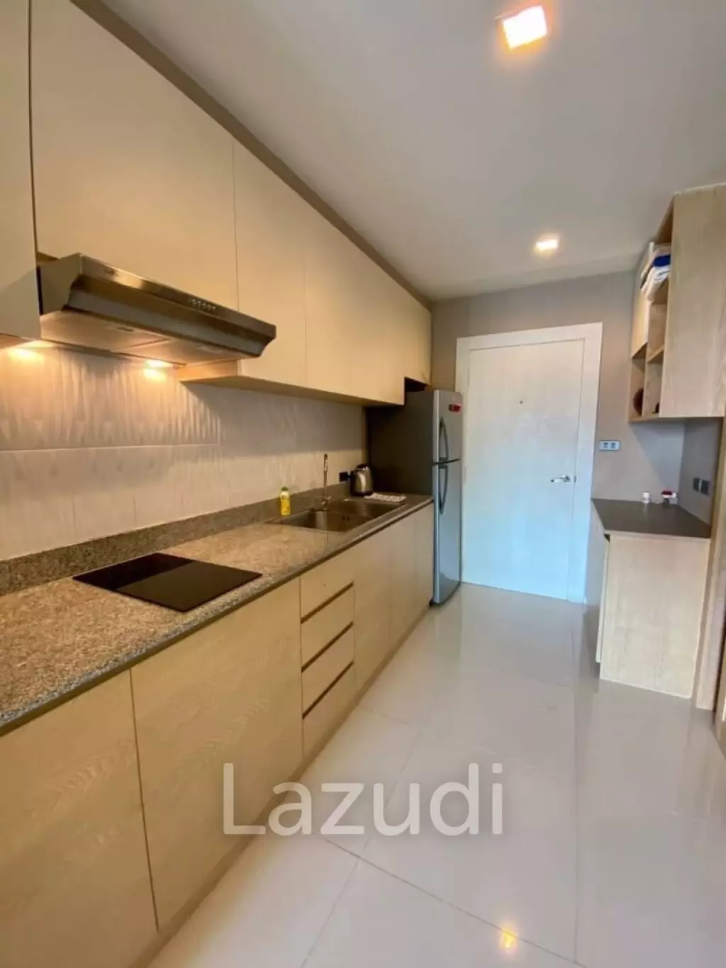 1 Bedroom 1 Bathroom 36 Sqm.Royal Beach Condo.