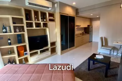 1 Bedroom 1 Bathroom 36 Sqm.Royal Beach Condo.