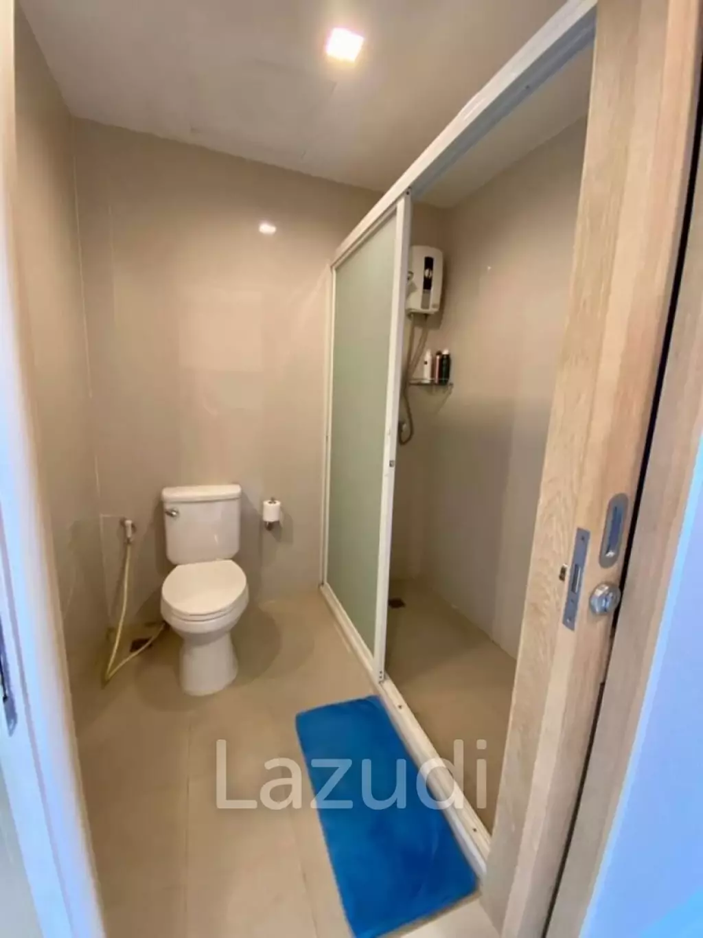 1 Bedroom 1 Bathroom 36 Sqm.Royal Beach Condo.